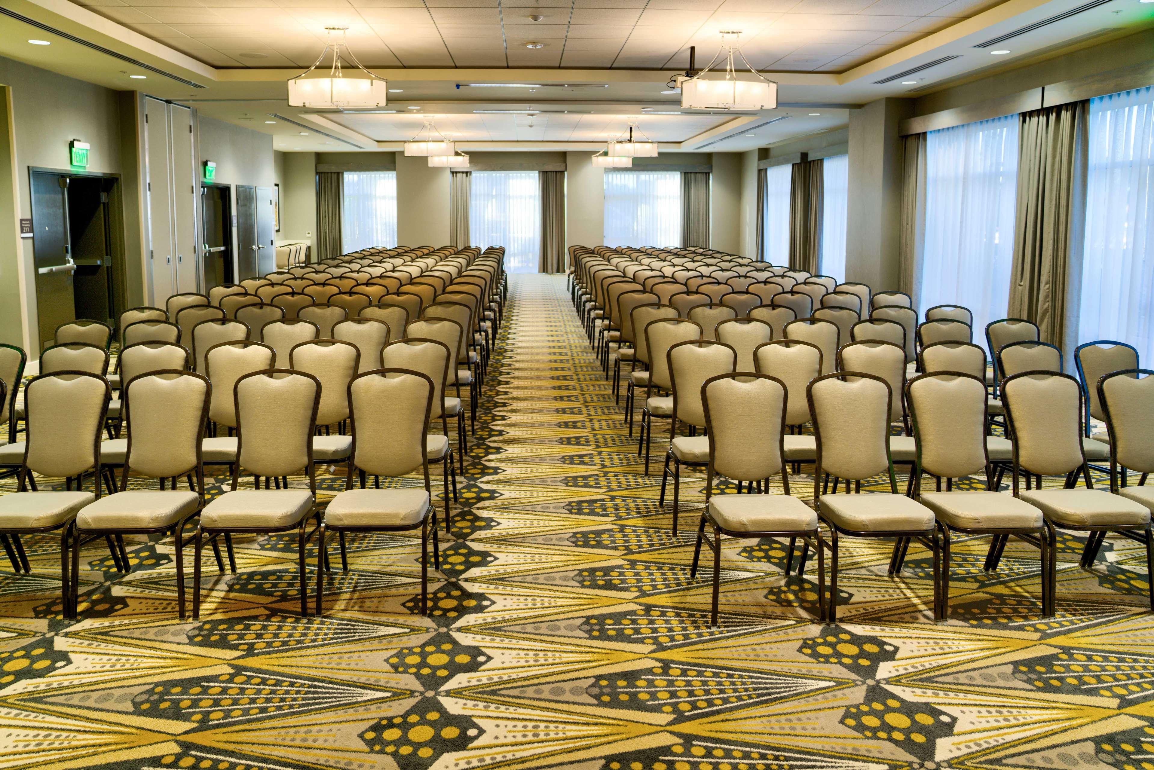 Hilton Garden Inn Santa Barbara/Goleta Zewnętrze zdjęcie