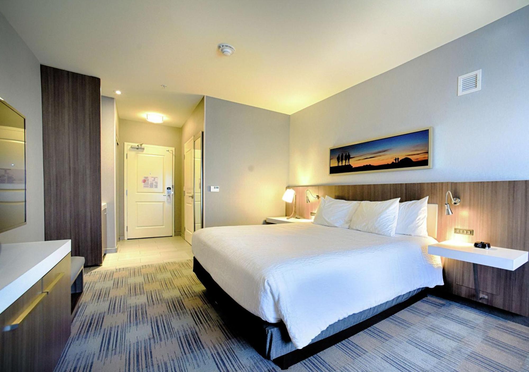Hilton Garden Inn Santa Barbara/Goleta Zewnętrze zdjęcie